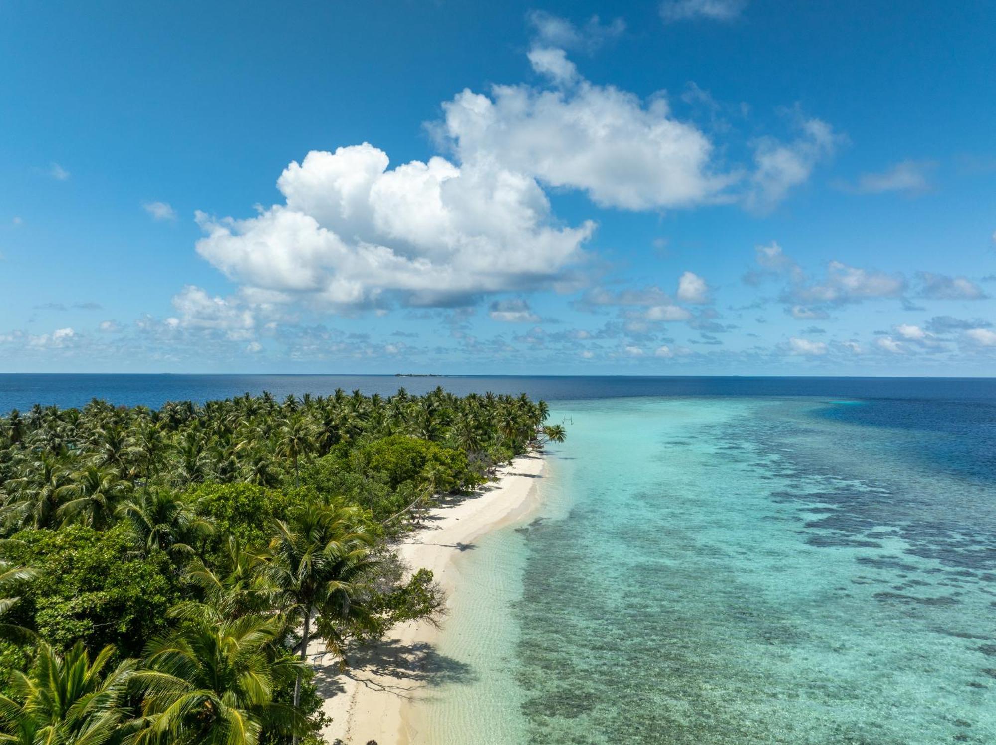 Kirulhiya Maldives Hotel Omadhoo Exteriör bild