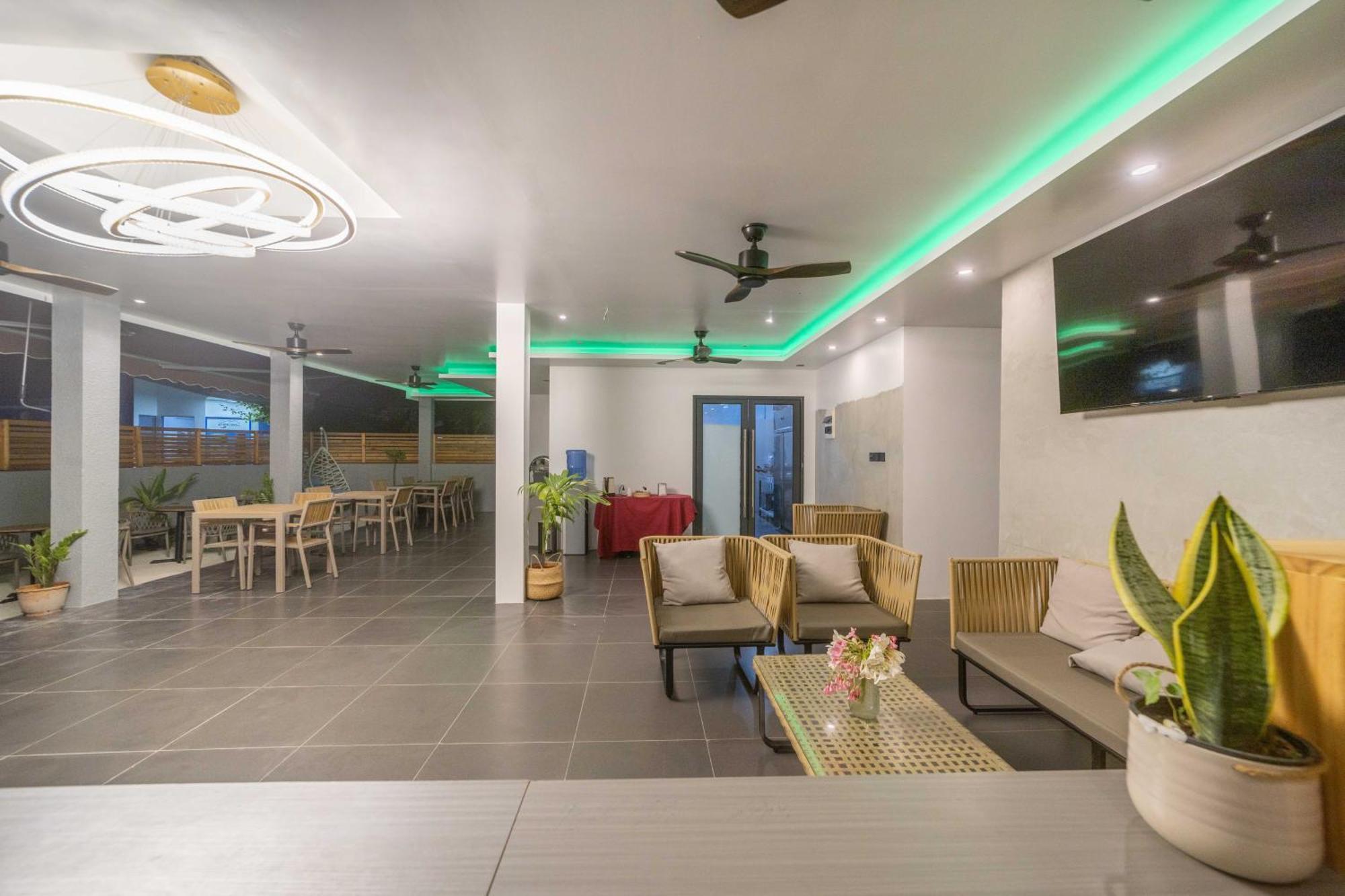Kirulhiya Maldives Hotel Omadhoo Exteriör bild