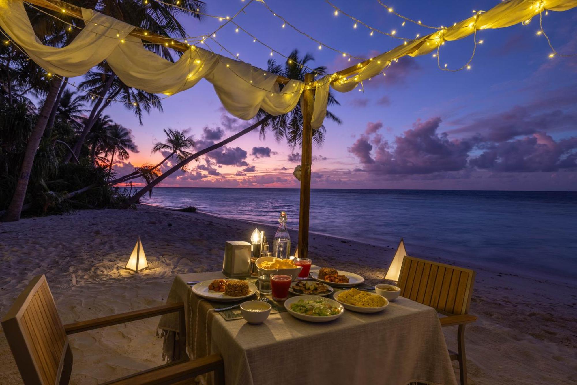 Kirulhiya Maldives Hotel Omadhoo Exteriör bild