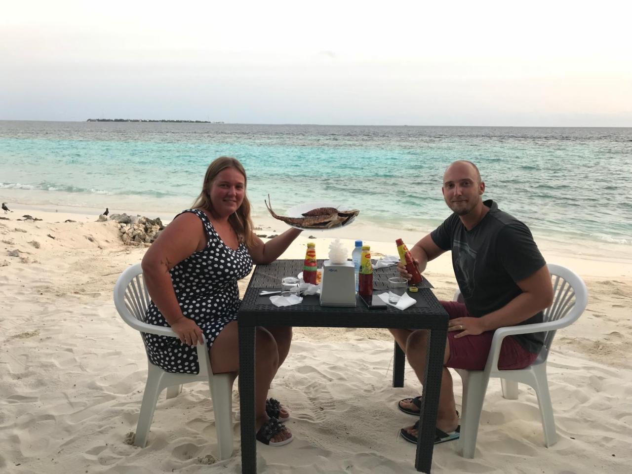 Kirulhiya Maldives Hotel Omadhoo Exteriör bild